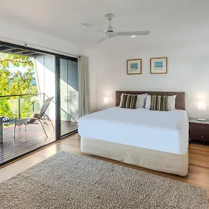 Shorelines On By Hiha , Hamilton Island Australia